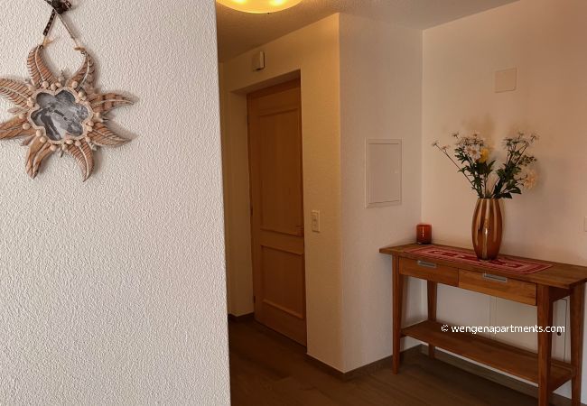 Ferienwohnung in Wengen - Roossi-Huus 2 Ferienwohnung in Wengen - Roossi-Huus 2
