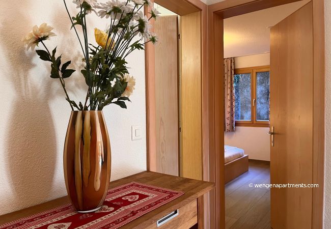 Ferienwohnung in Wengen - Roossi-Huus 2 Ferienwohnung in Wengen - Roossi-Huus 2