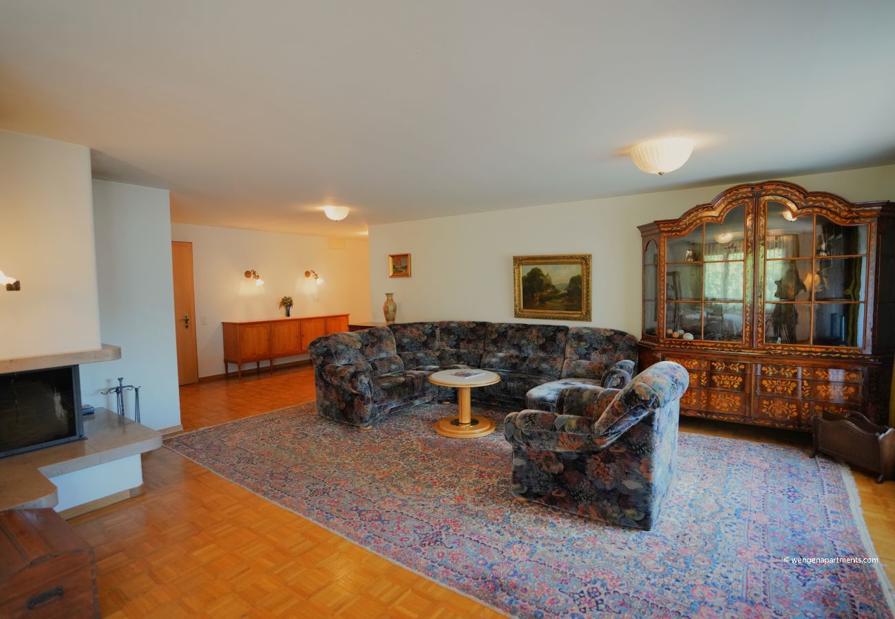Apartment in Wengen - Chalet Miravalle 3